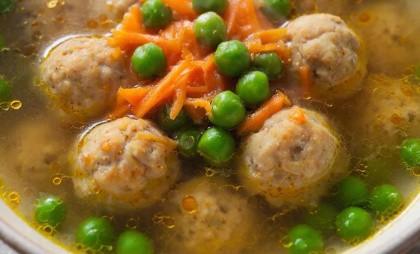 Не рис, не вермишель - вот что кладу в суп с фрикадельками: дети больше не воротят нос от первого блюда