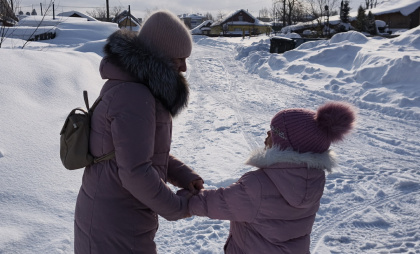 Всё о пособиях при рождении ребенка в 2026: сколько платят работающим и неработающим мамам