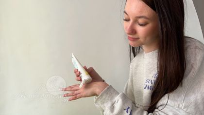 «Нет никакой необходимости применять ретинол подросткам»: два эксперта о салициловой кислоте, ниацинамиде и цинке