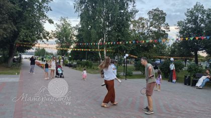 «Почему я должен?» Ребенок вдруг начал спорить и грубить: что происходит в 6–8 лет